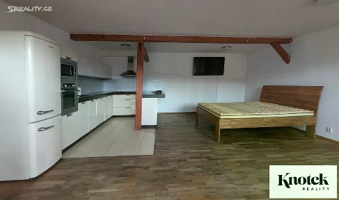 Pronájem bytu 2+kk 73 m² Vrchlického sad, Brno - Černá Pole