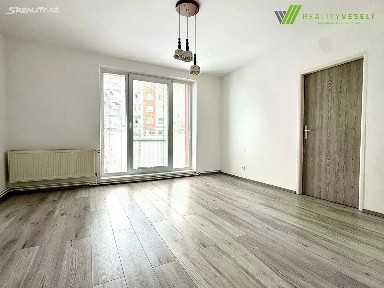 Pronájem bytu 3+1 63 m² Seifertova, Hodonín