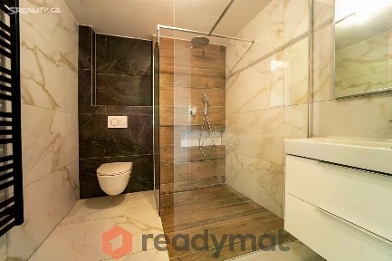 Pronájem bytu 2+kk 73 m² tř. Dukelských hrdinů, Hodonín