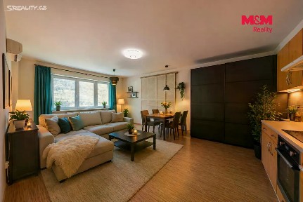 Pronájem bytu 2+kk 53 m² Osvobození, Adamov