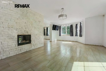 Prodej rodinného domu 196 m², pozemek 480 m² Havraní, Zvole