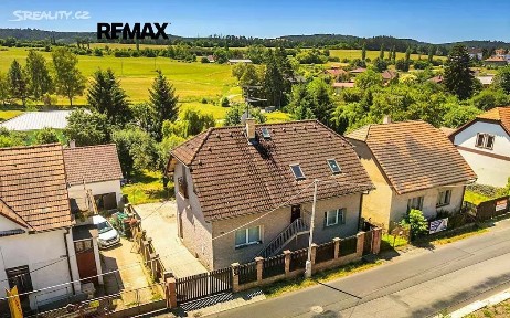 Prodej vícegeneračního domu 280 m², pozemek 126 m²