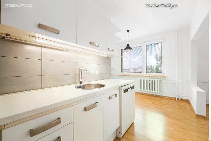 Prodej bytu 3+1 73 m² Dukovanská, Třebíč - Nové Dvory
