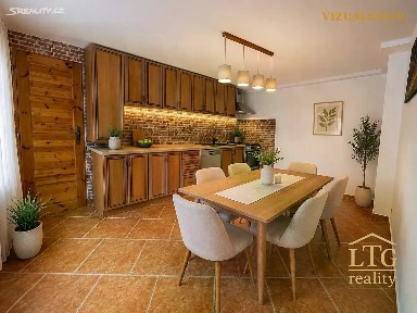 Prodej rodinného domu 197 m², pozemek 808 m² Petrovice
