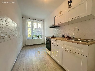 Pronájem bytu 3+1 85 m² Růženy Svobodové, Teplice