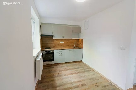 Pronájem bytu 1+kk 32 m² Zborovec, Blansko