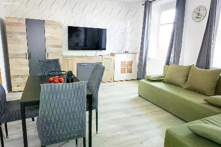 Prodej bytu 4+kk 89 m² Nádražní, Vranovice