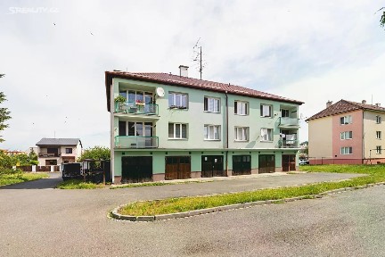 Prodej bytu 3+1 70 m² Zahradní, Planá