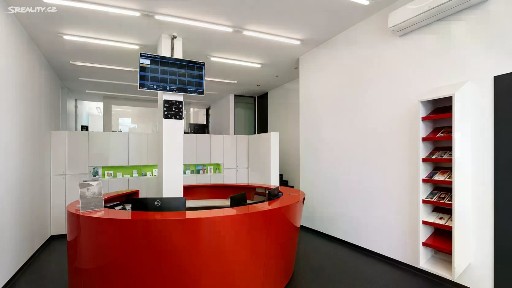 Pronájem obchodního prostoru 130 m²
