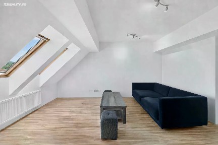 Prodej bytu 3+kk 74 m² náměstí Dr. Václava Holého, Praha - Libeň