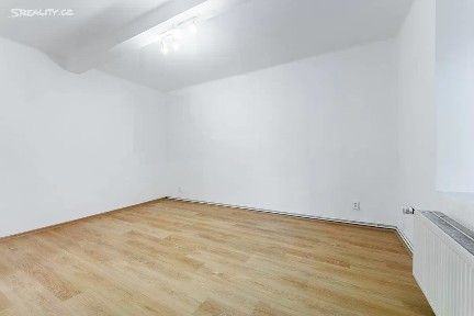 Prodej bytu 2+kk 48 m² Rovnoběžná, Praha - Nusle
