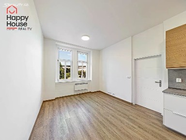 Prodej bytu 2+kk 35 m² Nad Kolčavkou, Praha - Libeň
