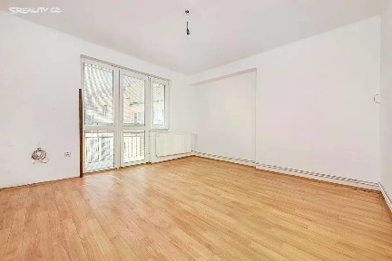 Prodej bytu 3+kk 74 m² Sokolovská, Praha - Libeň