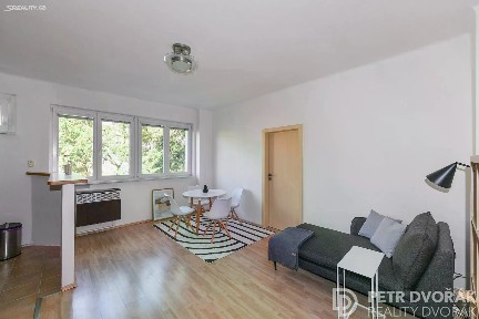 Prodej bytu 2+kk 40 m² Krchlebská, Praha - Krč