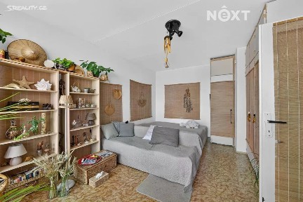 Prodej bytu 3+1 76 m² Jarníkova, Praha - Chodov
