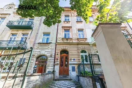 Prodej bytu 2+1 50 m² Švédská, Praha - Smíchov