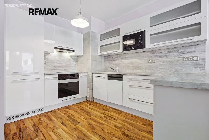 Prodej bytu 2+kk 46 m² U Hostavického potoka, Praha - Hostavice