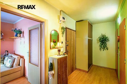 Prodej bytu 3+1 68 m² Bajgarova, Praha - Kyje