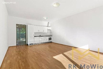 Prodej bytu 1+kk 42 m² Korunní, Praha - Vinohrady