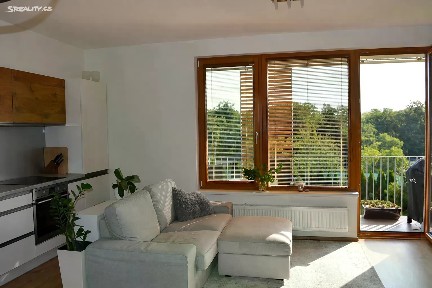 Prodej bytu 2+kk 50 m² Modrého, Praha