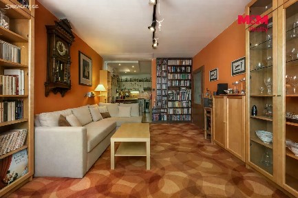 Prodej bytu 3+kk 62 m² Nechvílova, Praha - Chodov