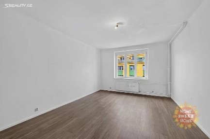 Prodej bytu 1+kk 33 m² K Louži, Praha - Vršovice