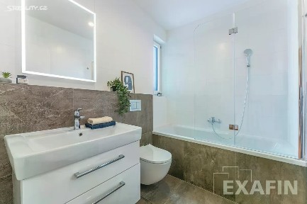 Prodej bytu 1+kk 33 m² Fořtova, Praha - Čimice