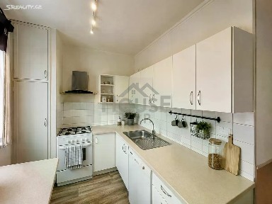 Prodej bytu 2+1 53 m² Jasmínová, Praha - Záběhlice