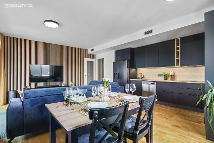 Prodej bytu 3+kk 88 m² Mezi Vodami, Praha - Modřany
