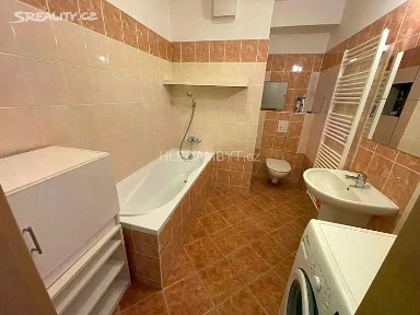 Prodej bytu 1+kk 32 m² Švihovská, Praha - Písnice
