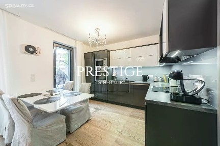 Prodej bytu 2+kk 52 m² Olšanská, Praha - Žižkov