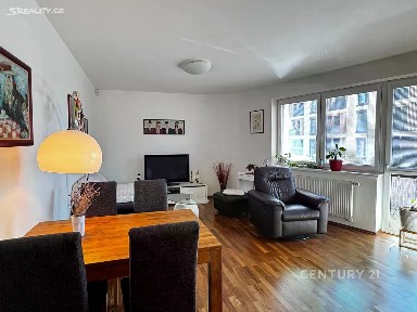 Prodej bytu 3+kk 85 m² Michelangelova, Praha - Strašnice