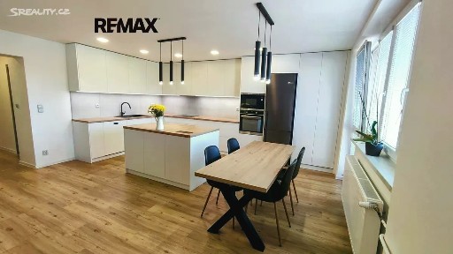 Prodej bytu 3+kk 93 m²