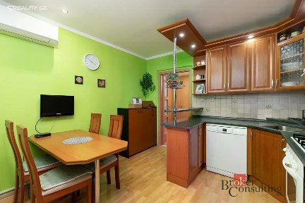 Prodej bytu 3+1 64 m² Zdeňka Bára, Ostrava - Dubina