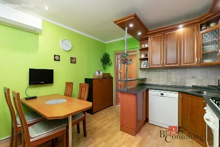 Prodej bytu 3+1 64 m² Zdeňka Bára, Ostrava - Dubina