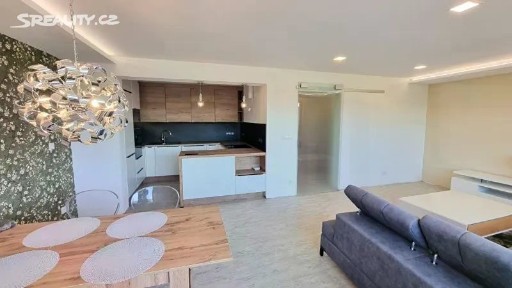 Pronájem rodinného domu 170 m², pozemek 160 m² Okrajová, Jihlava - Staré Hory
