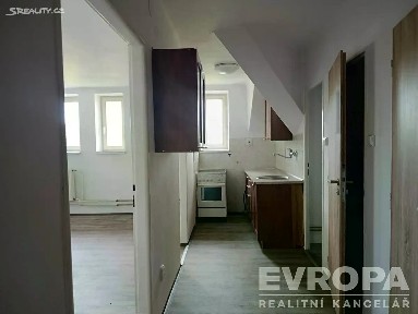 Pronájem bytu 2+1 70 m² Hanychovská, Liberec - Liberec III-Jeřáb
