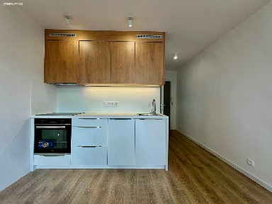 Pronájem bytu 2+kk 38 m² Vysoká, Liberec - Liberec III-Jeřáb