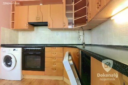 Pronájem bytu 3+1 68 m² Jerevanská, Kladno - Kročehlavy