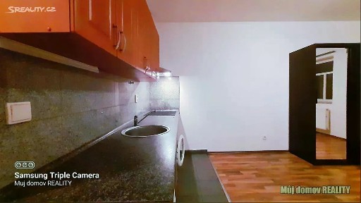Pronájem bytu 1+kk 22 m² Freyova, Praha - Vysočany