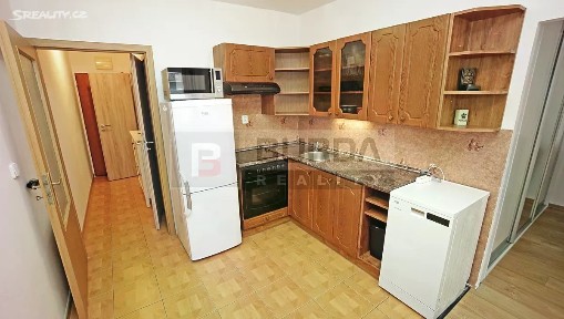 Pronájem bytu 2+kk 36 m² Hnězdenská, Praha - Troja