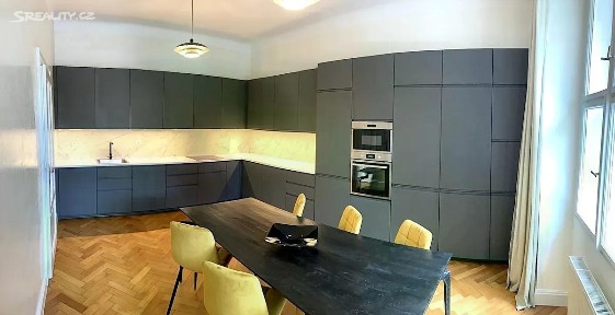 Pronájem bytu 3+1 120 m² dr. Zikmunda Wintra, Praha - Bubeneč