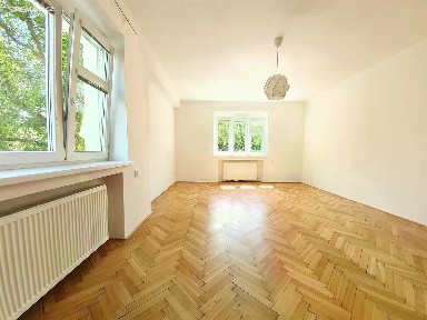 Pronájem bytu 3+1 91 m² Malá Houdova, Praha - Košíře