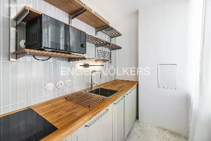 Pronájem bytu 1+1 39 m² Konviktská, Praha - Staré Město