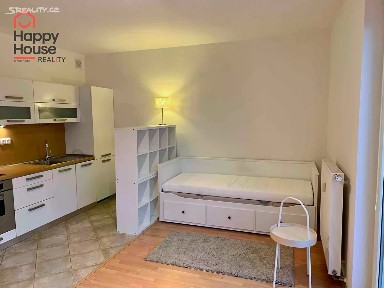 Pronájem bytu 1+kk 38 m² Mattioliho, Praha - Záběhlice