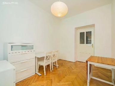 Pronájem bytu 1+1 32 m² Škrétova, Praha - Vinohrady