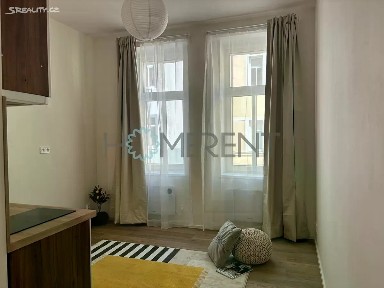 Pronájem bytu 1+kk 19 m² Kolmá, Praha - Vysočany