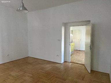 Pronájem bytu 1+1 40 m² Bělohorská, Praha