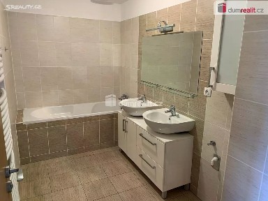 Pronájem bytu 3+kk 81 m² Kestřanská, Praha - Cholupice