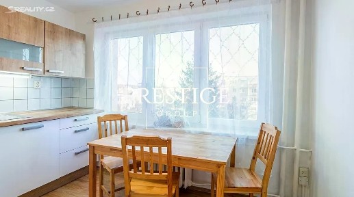 Pronájem bytu 2+kk 34 m² Jivenská, Praha - Michle